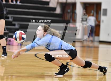 Thumbnail 1 in Hendrickson @ Vandegrift photogallery.