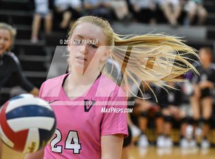 Thumbnail 3 in Hendrickson @ Vandegrift photogallery.