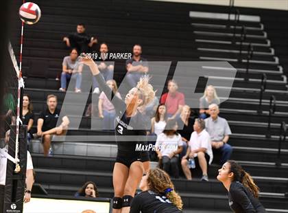 Thumbnail 2 in Hendrickson @ Vandegrift photogallery.