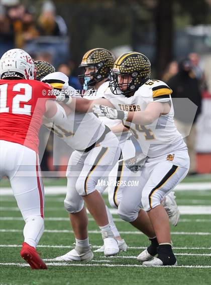 Thumbnail 3 in Northwestern Lehigh vs Avonworth (PIAA 3A Championship) photogallery.