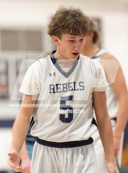 Thumbnail 2 in Valor Christian @ Columbine photogallery.