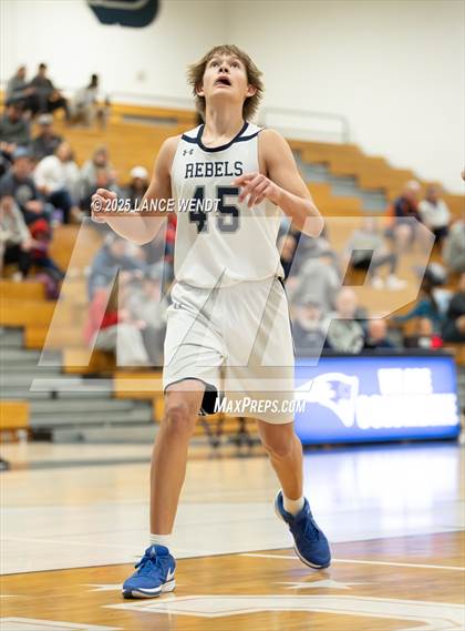 Thumbnail 3 in Valor Christian @ Columbine photogallery.