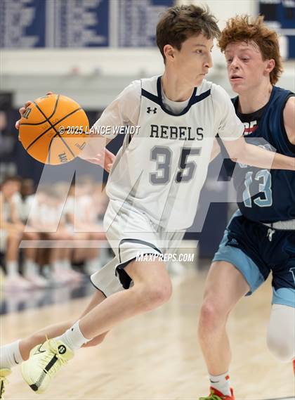 Thumbnail 3 in Valor Christian @ Columbine photogallery.