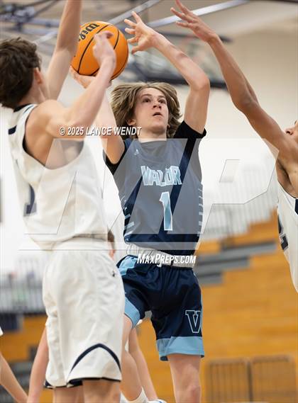 Thumbnail 3 in Valor Christian @ Columbine photogallery.