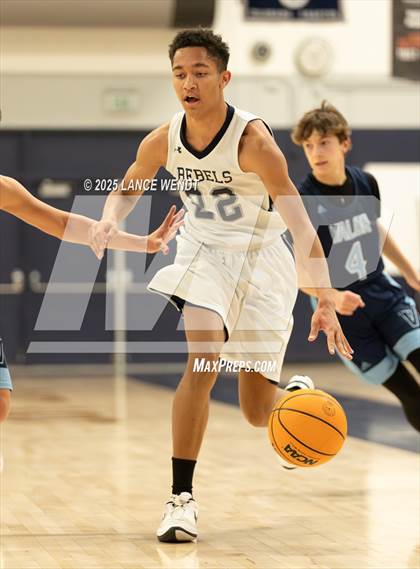 Thumbnail 1 in Valor Christian @ Columbine photogallery.