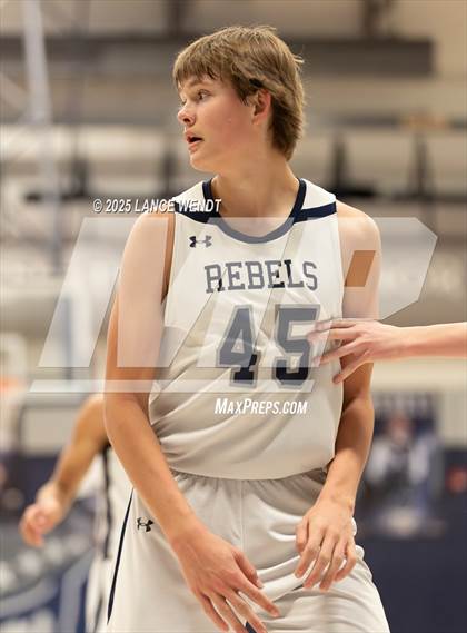 Thumbnail 2 in Valor Christian @ Columbine photogallery.