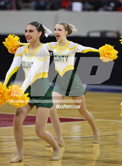 Thumbnail 3 in Pueblo County CHSAA Spirit Poms photogallery.