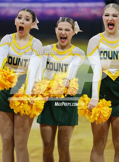 Thumbnail 2 in Pueblo County CHSAA Spirit Poms photogallery.