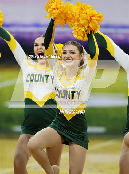 Thumbnail 1 in Pueblo County CHSAA Spirit Poms photogallery.