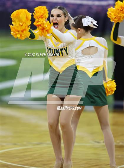 Thumbnail 1 in Pueblo County CHSAA Spirit Poms photogallery.
