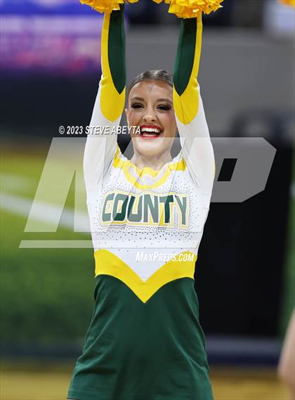 Thumbnail 2 in Pueblo County CHSAA Spirit Poms photogallery.