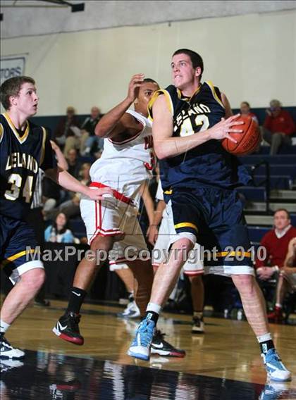 Thumbnail 1 in Leland vs. Burlingame (DJ Frandsen Memorial) photogallery.