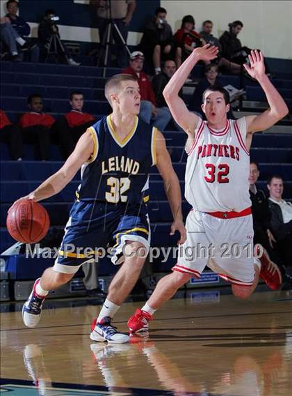 Thumbnail 2 in Leland vs. Burlingame (DJ Frandsen Memorial) photogallery.