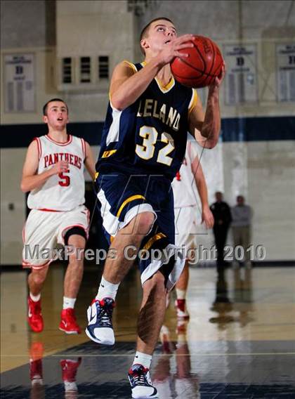 Thumbnail 3 in Leland vs. Burlingame (DJ Frandsen Memorial) photogallery.