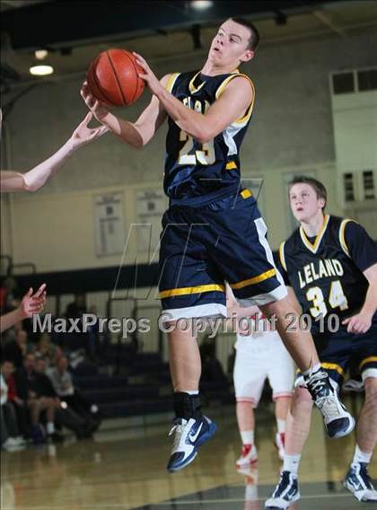 Thumbnail 2 in Leland vs. Burlingame (DJ Frandsen Memorial) photogallery.