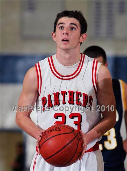 Thumbnail 2 in Leland vs. Burlingame (DJ Frandsen Memorial) photogallery.