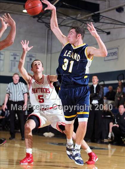 Thumbnail 3 in Leland vs. Burlingame (DJ Frandsen Memorial) photogallery.