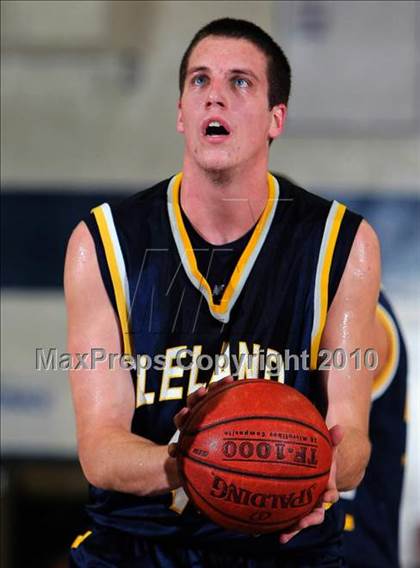 Thumbnail 3 in Leland vs. Burlingame (DJ Frandsen Memorial) photogallery.