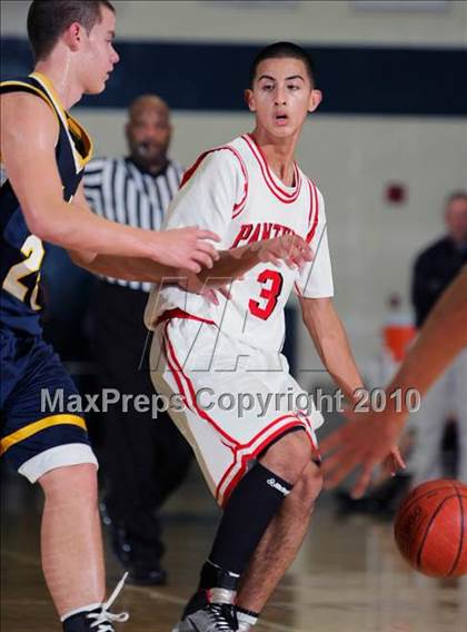 Thumbnail 3 in Leland vs. Burlingame (DJ Frandsen Memorial) photogallery.