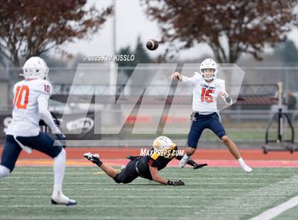 Thumbnail 1 in Eastside Catholic vs. Mount Tahoma (WIAA 3A Semifinal) photogallery.