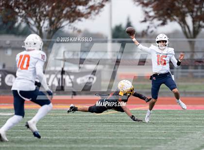 Thumbnail 3 in Eastside Catholic vs. Mount Tahoma (WIAA 3A Semifinal) photogallery.