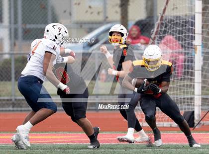 Thumbnail 2 in Eastside Catholic vs. Mount Tahoma (WIAA 3A Semifinal) photogallery.