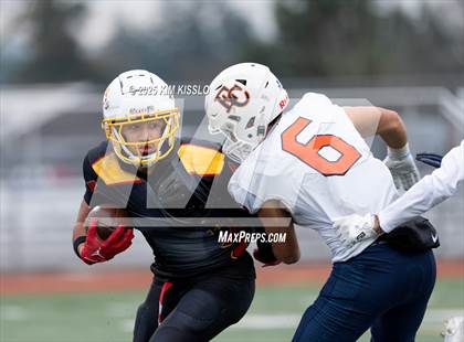 Thumbnail 1 in Eastside Catholic vs. Mount Tahoma (WIAA 3A Semifinal) photogallery.