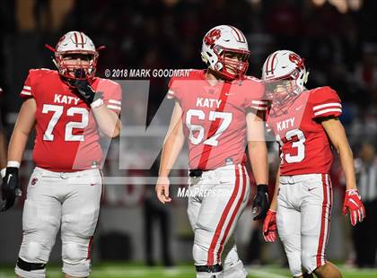 Thumbnail 2 in Fort Bend Travis @ Katy (UIL 6A Bi-District Playoff) photogallery.