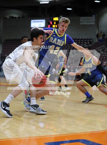 Thumbnail 3 in Parowan vs. Layton Christian Academy (UHSAA 2A Semifinal) photogallery.