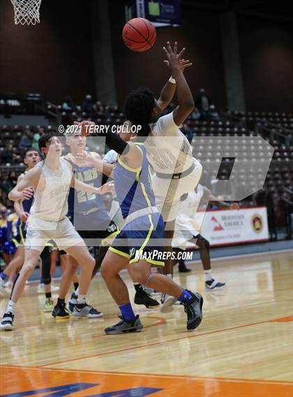 Thumbnail 3 in Parowan vs. Layton Christian Academy (UHSAA 2A Semifinal) photogallery.
