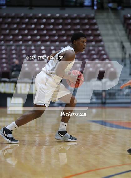 Thumbnail 2 in Parowan vs. Layton Christian Academy (UHSAA 2A Semifinal) photogallery.