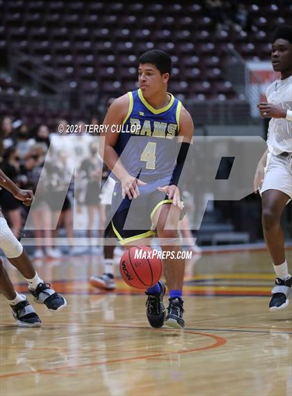 Thumbnail 3 in Parowan vs. Layton Christian Academy (UHSAA 2A Semifinal) photogallery.