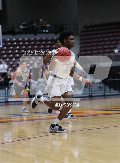 Thumbnail 2 in Parowan vs. Layton Christian Academy (UHSAA 2A Semifinal) photogallery.
