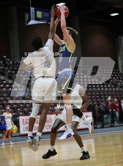 Thumbnail 2 in Parowan vs. Layton Christian Academy (UHSAA 2A Semifinal) photogallery.