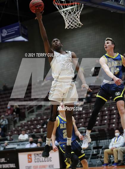 Thumbnail 2 in Parowan vs. Layton Christian Academy (UHSAA 2A Semifinal) photogallery.