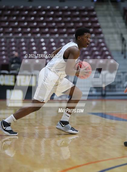 Thumbnail 3 in Parowan vs. Layton Christian Academy (UHSAA 2A Semifinal) photogallery.