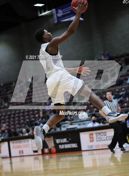 Thumbnail 2 in Parowan vs. Layton Christian Academy (UHSAA 2A Semifinal) photogallery.