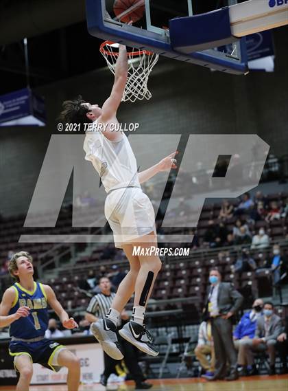 Thumbnail 3 in Parowan vs. Layton Christian Academy (UHSAA 2A Semifinal) photogallery.
