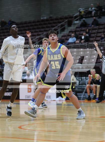 Thumbnail 3 in Parowan vs. Layton Christian Academy (UHSAA 2A Semifinal) photogallery.