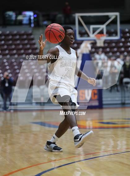 Thumbnail 2 in Parowan vs. Layton Christian Academy (UHSAA 2A Semifinal) photogallery.