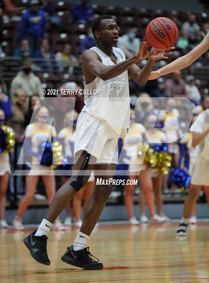 Thumbnail 3 in Parowan vs. Layton Christian Academy (UHSAA 2A Semifinal) photogallery.