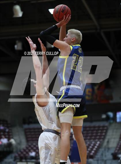 Thumbnail 3 in Parowan vs. Layton Christian Academy (UHSAA 2A Semifinal) photogallery.