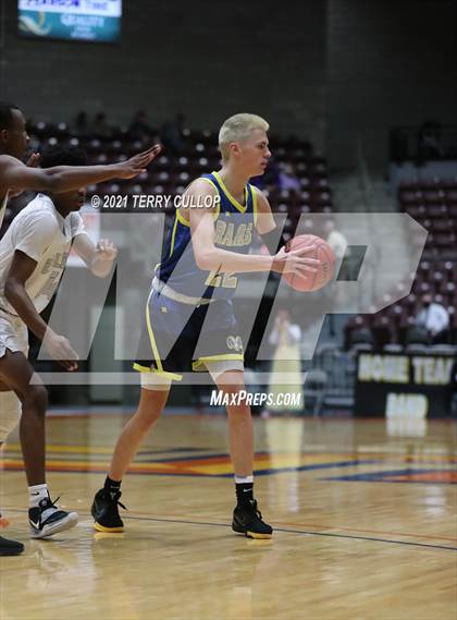Thumbnail 1 in Parowan vs. Layton Christian Academy (UHSAA 2A Semifinal) photogallery.