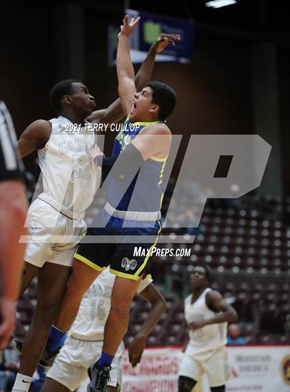 Thumbnail 2 in Parowan vs. Layton Christian Academy (UHSAA 2A Semifinal) photogallery.