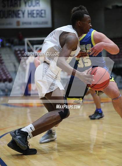 Thumbnail 2 in Parowan vs. Layton Christian Academy (UHSAA 2A Semifinal) photogallery.