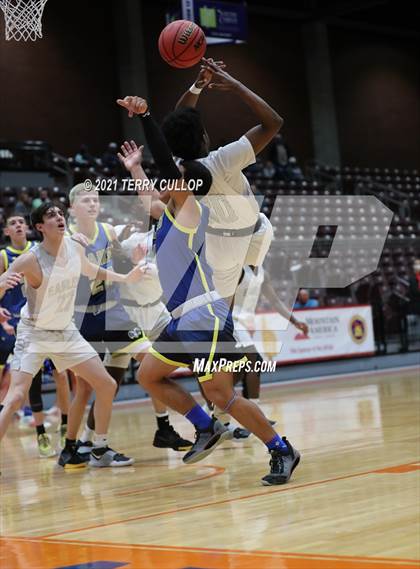 Thumbnail 2 in Parowan vs. Layton Christian Academy (UHSAA 2A Semifinal) photogallery.