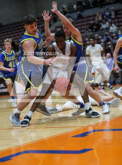 Thumbnail 2 in Parowan vs. Layton Christian Academy (UHSAA 2A Semifinal) photogallery.