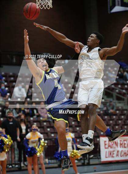 Thumbnail 2 in Parowan vs. Layton Christian Academy (UHSAA 2A Semifinal) photogallery.