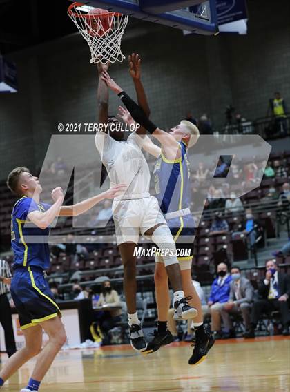 Thumbnail 2 in Parowan vs. Layton Christian Academy (UHSAA 2A Semifinal) photogallery.