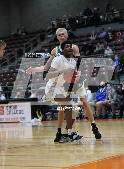 Thumbnail 1 in Parowan vs. Layton Christian Academy (UHSAA 2A Semifinal) photogallery.
